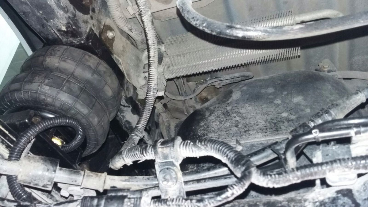 Купить пневмоподвеску на заднюю ось, грузовой вариант, а/м марки Ford, а/м марки MAZDA