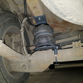 Пневмоподвеска на заднюю ось Dodge Caravan IV, Chrysler Voyager Пневмоподвеска на заднюю ось Dodge Caravan IV, Chrysler Voyager
