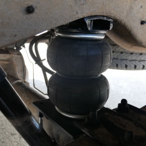 Пневмоподвеска на заднюю ось Ford E-350 Econoline Пневмоподвеска на заднюю ось Ford E-350 Econoline