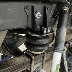 Пневмоподвеска на заднюю ось Toyota Tacoma Пневмоподвеска на заднюю ось Toyota Tacoma
