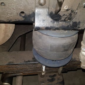 Пневмоподвеска на переднюю ось JAC N-80 Пневмоподвеска на переднюю ось JAC N-80