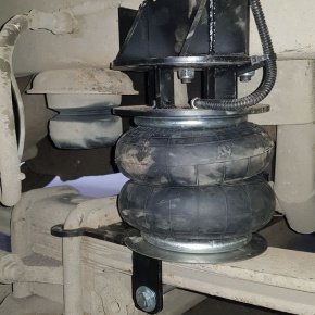 Пневмоподвеска на переднюю ось КАМАЗ 4308 (Камазенок) один отбойник