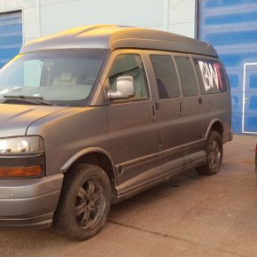 Установка пневмоподвески на Chevrolet Express 1500  Black & White Team Установка пневмоподвески на Chevrolet Express 1500  Black & White Team