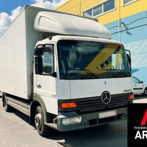 Установка комплекта пневмоподвески на Mercedes-Benz Atego