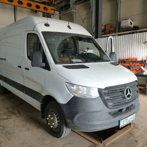 Установка пневмоподвески Mercedes Sprinter W907, 516