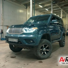 Установка пневмоподвески на УАЗ Патриот  Установка пневмоподвески на УАЗ Патриот