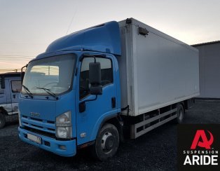 Установка пневмоподвески на заднюю ось ISUZU NP75 Установка пневмоподвески на заднюю ось ISUZU NP75