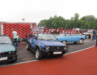 Пневмоподвеска на Volkswagen Golf Country Пневмоподвеска на Volkswagen Golf Country