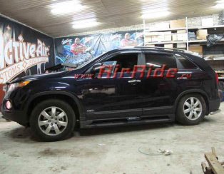 Пневмоподвеска на Kia Sorento 2010 Пневмоподвеска на Kia Sorento 2010