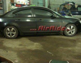 Пневмоподвеска на Mazda 3 Пневмоподвеска на Mazda 3