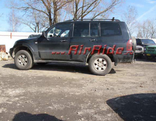 Пневмоподвеска на Mitsubishi Pajero III Пневмоподвеска на Mitsubishi Pajero III