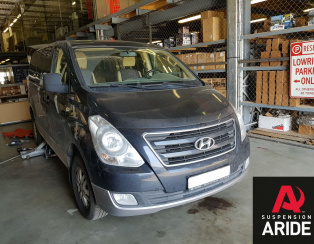 Установка пневмоэлементов в пружины Hyundai Starex Установка пневмоэлементов в пружины Hyundai Starex