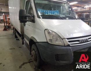 Установка комплекта пневмоподвески на заднюю ось Iveco Daily 65C Установка комплекта пневмоподвески на заднюю ось Iveco Daily 65C