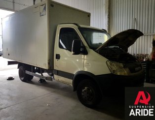 Установка пневмоподвески на заднюю ось Iveco Daily 50C (21.06.2018) Установка пневмоподвески на заднюю ось Iveco Daily 50C (21.06.2018)
