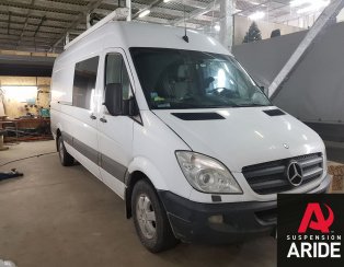 Установка пневмоподвески на заднюю ось Mercedes Sprinter 318 cdi Установка пневмоподвески на заднюю ось Mercedes Sprinter 318 cdi
