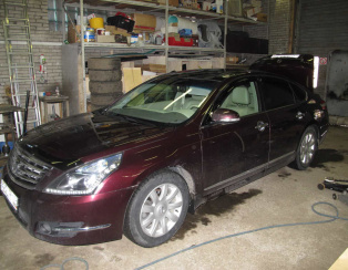 Установка пневмоподвески на Nissan Teana