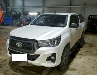 Установка вспомогательной пневмоподвески на Toyota Hilux 8 