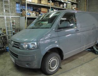 Установка пневмоподвески на Volkswagen Transporter T5