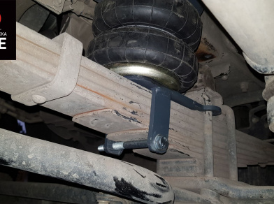Установка пневмоподвески Mitsubishi Canter Установка пневмоподвески Mitsubishi Canter - фото и описание работ, технические детали проекта и характеристики