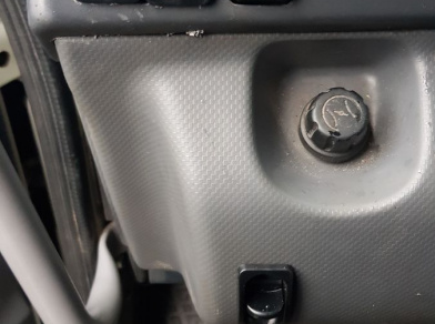 Рис. 11 Наши проекты: Пневмоподвеска на ﻿Isuzu Forward в дополнение к рессорам