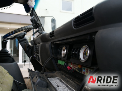 Рис. 4 Наши проекты: Пневмоподвеска на Isuzu NQR