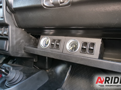 Рис. 3 Наши проекты: Пневмоподвеска на Lada Niva 