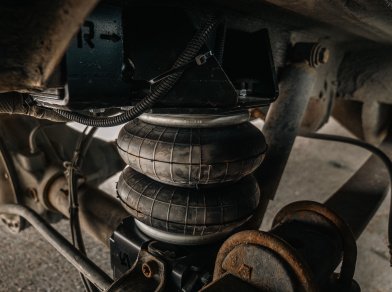 Рис. 8 Наши проекты: Установка пневмоподвески на Volkswagen Crafter