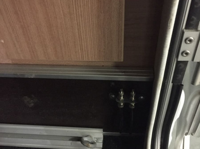 Пневмоподвеска на Fiat Ducato доработка пневмоподвески - Этапы установки, характеристики пневмосистемы, технические нюансы замены комплекта с фотографиями Рис. 6 Пневмоподвеска на Fiat Ducato доработка пневмоподвески - Этапы установки