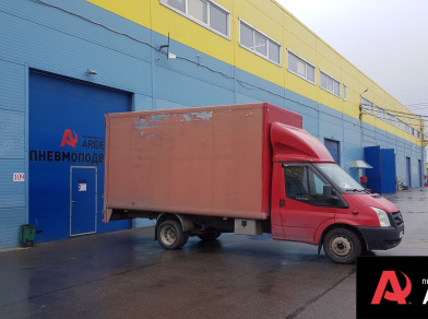 Рис. 2 Наши проекты: Монтаж задних пневмоподушек на Ford Transit 2007 года