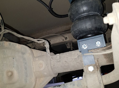 Пневмоподвеска на Ford Transit RWD с гарантией - Этапы установки, характеристики пневмосистемы, технические нюансы замены комплекта с фотографиями Рис. 2 Пневмоподвеска на Ford Transit RWD с гарантией - Этапы установки