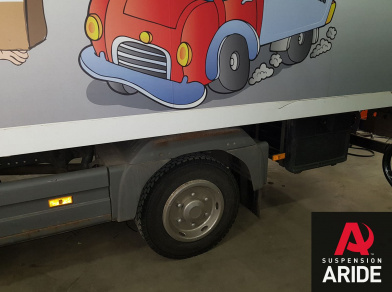 Наши проекты: Пневмоподвеска на Mercedes Atego 818 - Этапы установки от компании «ARIDE». Доступные цены, гарантия, для заказа и получения консультации звоните 8 (800) 707-52-13. Рис. 13 Наши проекты: Пневмоподвеска на Mercedes Atego 818 - Этапы установки