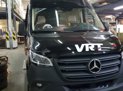 Фото установки задней пневмоподвески на офис на колесах на базе Mercedes-Benz Sprinter в кузове W907 Рис. 1 Установка задней пневмоподвески на Mercedes-Benz Sprinter в кузове W907