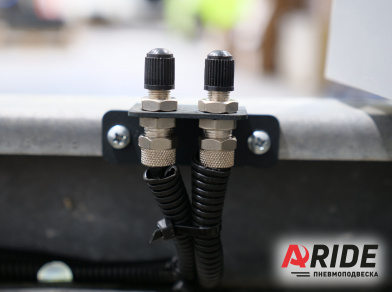 Рис. 6 Наши проекты: Пневмоподвеска на прицеп Knaus Tabbert