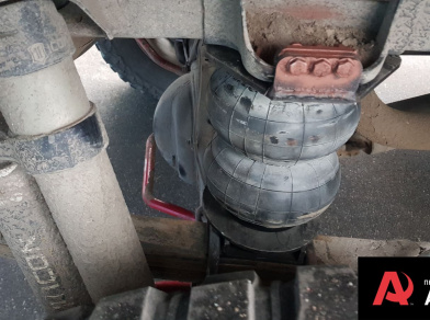 Рис. 11 Наши проекты: Пневмоподвеска на ﻿Toyota Tundra - Фото установки