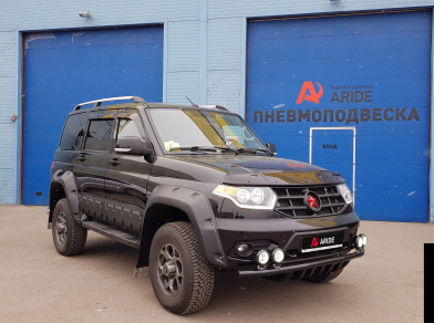 Установка пневмоподвески на заднюю ось УАЗ Патриот с дополнительными ресиверами для комфорта Рис. 1 Установка пневмоподушек на заднюю ось УАЗ Патриот