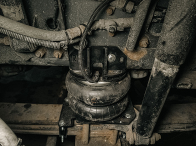 Рис. 3 Защита рессор на самосвале Volvo FMX 6x4