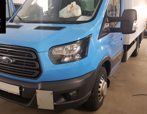 Установка усиленной задней пневмоподвески с управлением из салона Ford Transit RWD